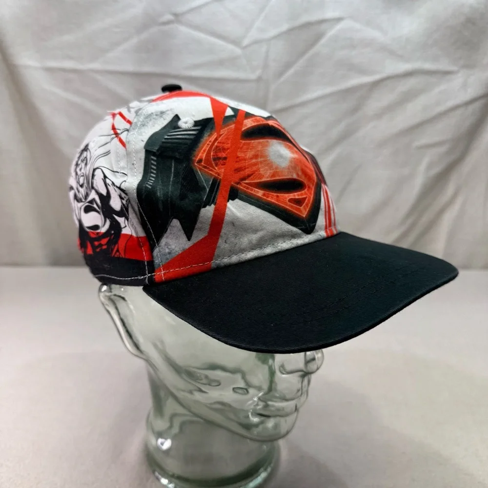 Batman V Superman Dawn of Justice Graphic Baseball Cap – Black Brim